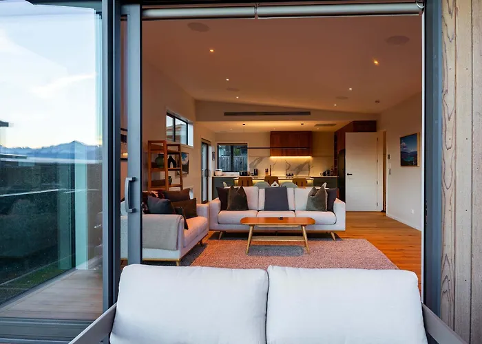 Eliza's Escape With Mountain Views Wanaka