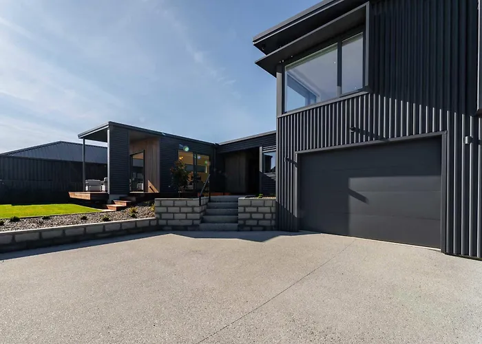 Eliza's Escape With Mountain Views Wanaka